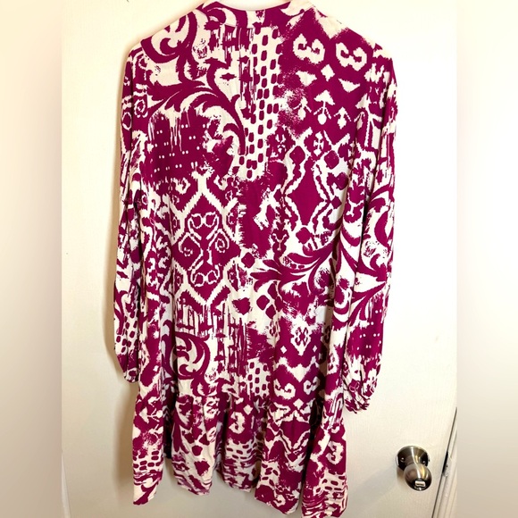 Zara Abstract Magenta Ivory   Button Front Boho tiered oversized shirt dress M - Picture 5 of 15